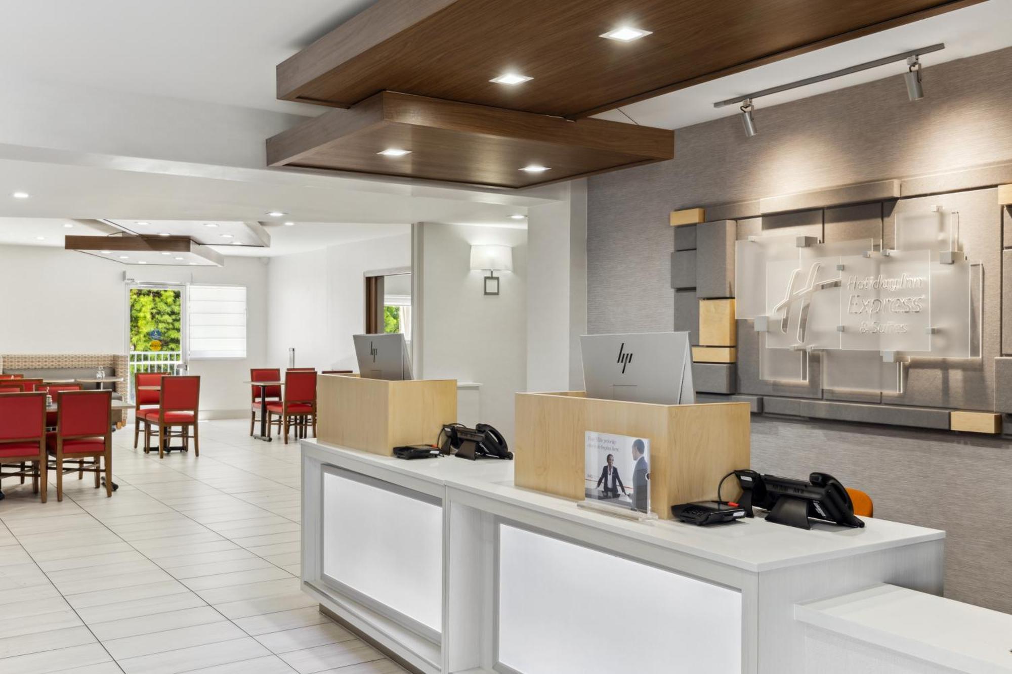 Holiday Inn Express & Suites Mountain View Silicon Valley By Ihg Dış mekan fotoğraf