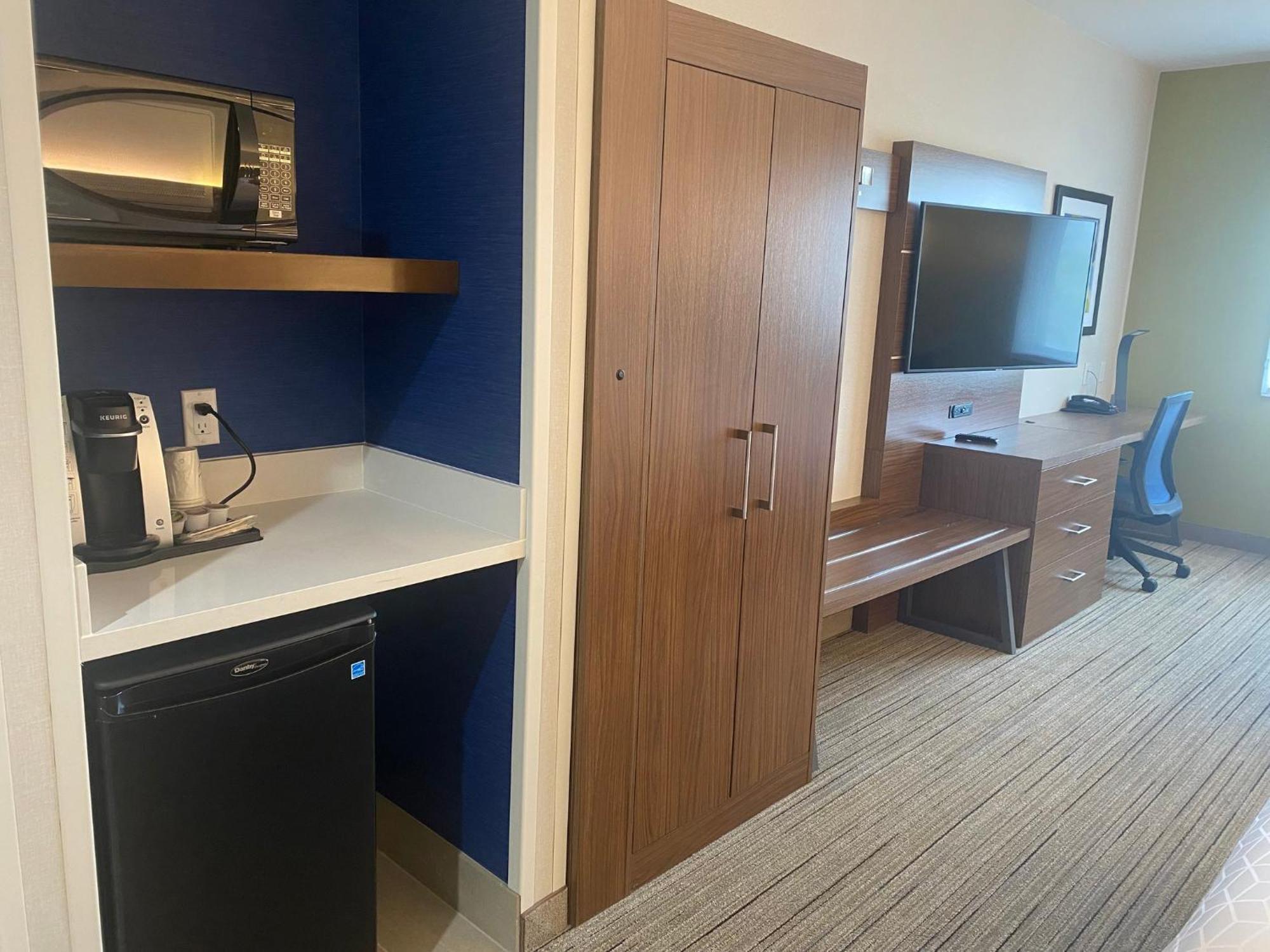 Holiday Inn Express & Suites Mountain View Silicon Valley By Ihg Dış mekan fotoğraf