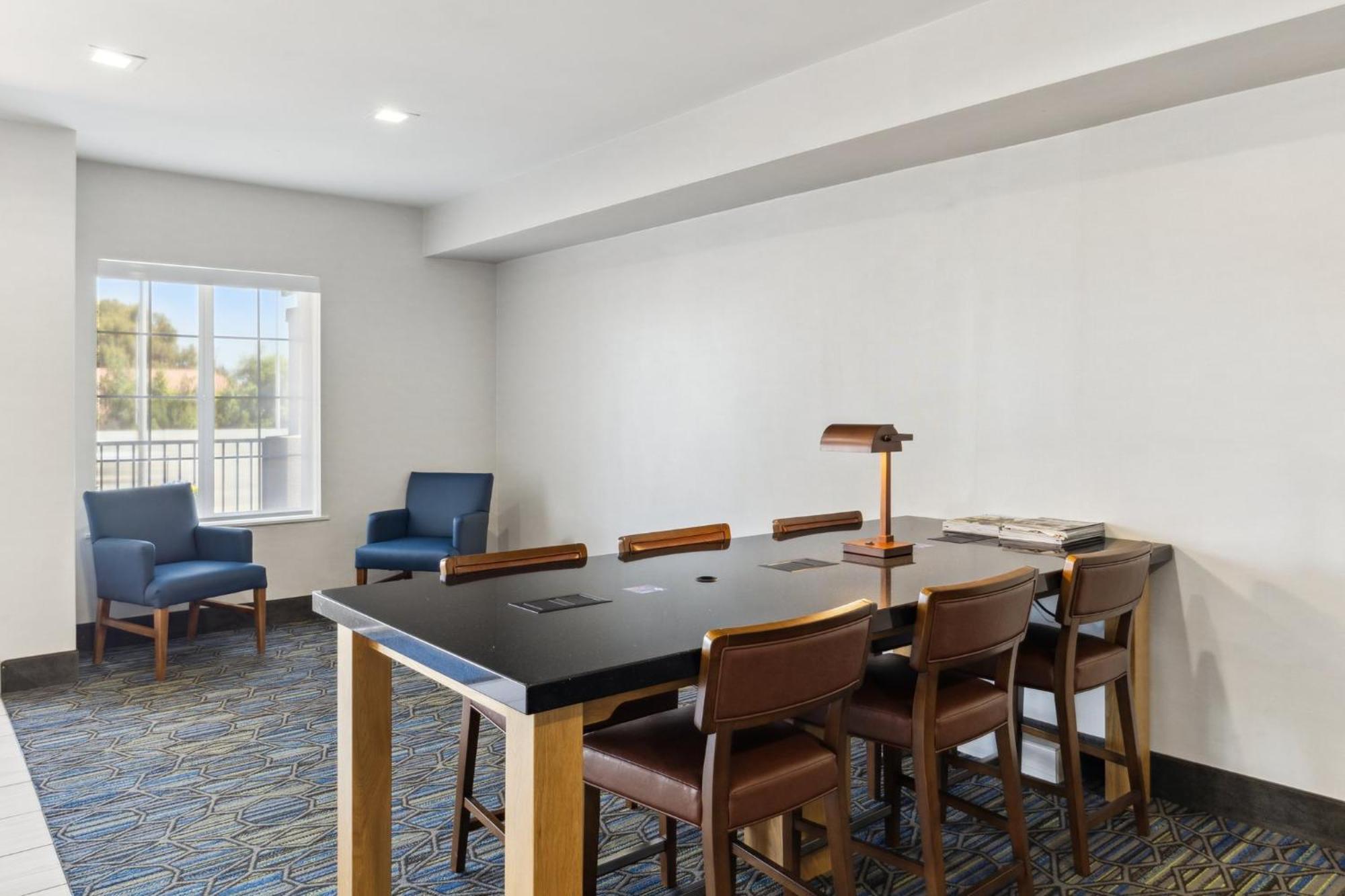 Holiday Inn Express & Suites Mountain View Silicon Valley By Ihg Dış mekan fotoğraf