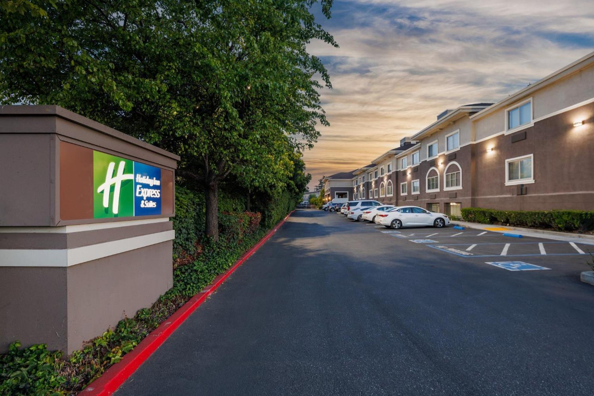 Holiday Inn Express & Suites Mountain View Silicon Valley By Ihg Dış mekan fotoğraf